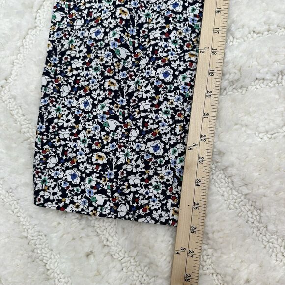 Talbots Signature Crop Chino Pants 8 Women's Blue Ditsy Floral Navy Casual NEW - Picture 10 of 10